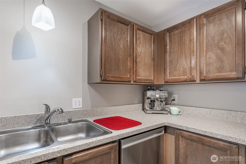 Property photo for 1820 330th Street S #D, Federal Way photo 10