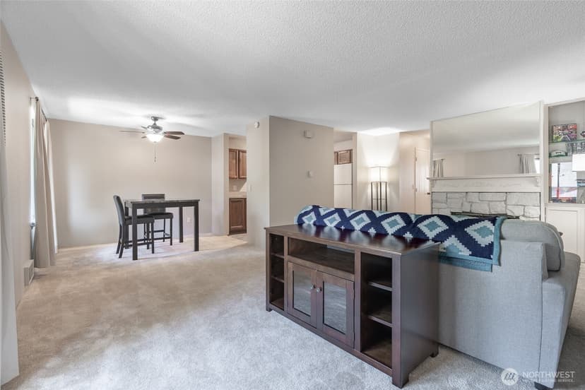 Property photo for 1820 330th Street S #D, Federal Way photo 2