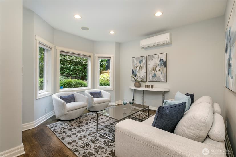 Property photo for 206 NW 143rd Street, Seattle photo 3