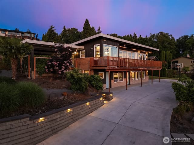 Property photo for 1116 Vista Place, Edmonds photo 3