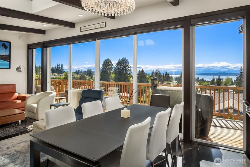 Property photo for 1116 Vista Place, Edmonds photo 11
