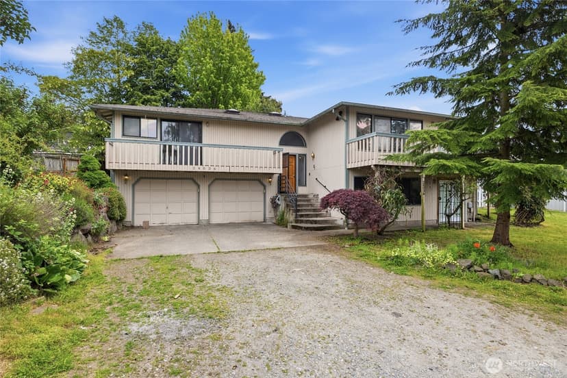 Property photo for 24036 23rd Avenue S, Des Moines