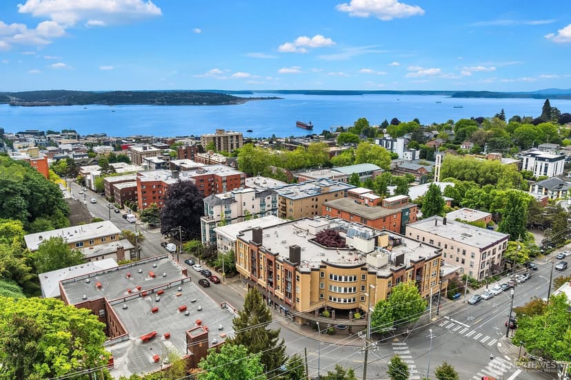 Property photo for 1417 Queen Anne Avenue N #212, Seattle photo 35