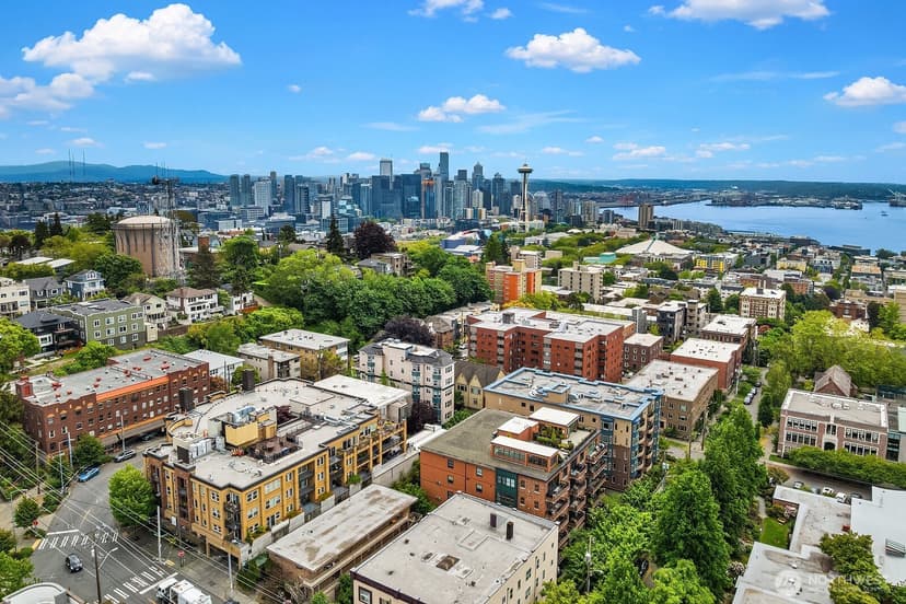 Property photo for 1417 Queen Anne Avenue N #212, Seattle photo 36