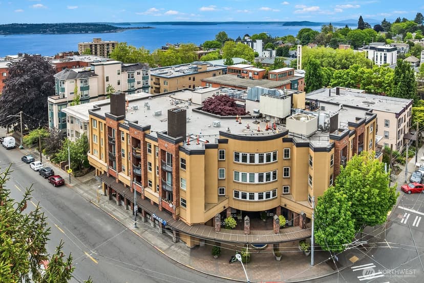 Property photo for 1417 Queen Anne Avenue N #212, Seattle photo 34