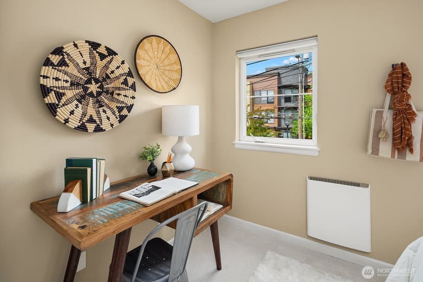 Property photo for 1417 Queen Anne Avenue N #212, Seattle photo 23