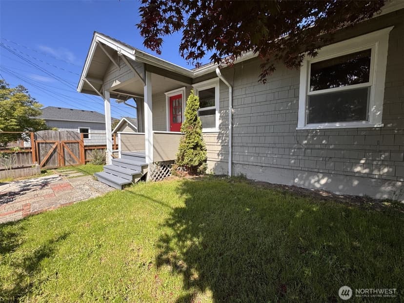 Property photo for 1022 Rockefeller Avenue, Everett photo 4