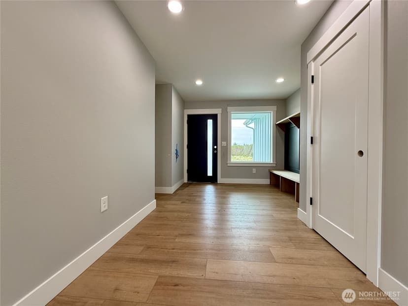 Property photo for 917 Ocean Shores Blvd Boulevard SW, Ocean Shores photo 15