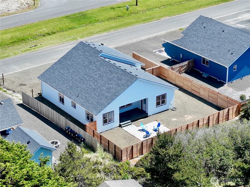 Property photo for 917 Ocean Shores Blvd Boulevard SW, Ocean Shores photo 6