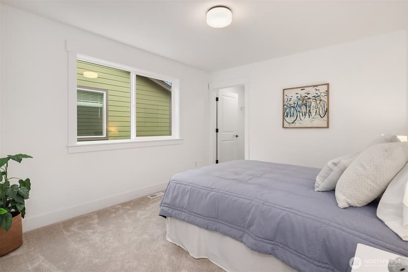 Property photo for 10668 SE 170th Place, Renton photo 31
