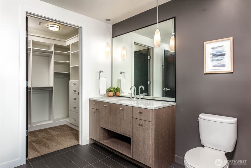 Property photo for 1321 Seneca Street #1102, Seattle photo 14