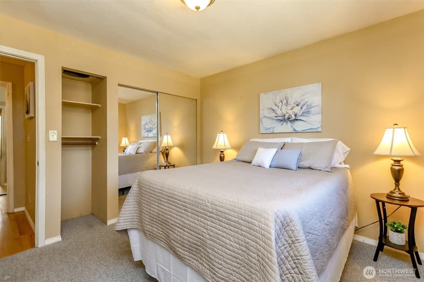 Property photo for 3418 Petersville Road NE, Bremerton photo 12