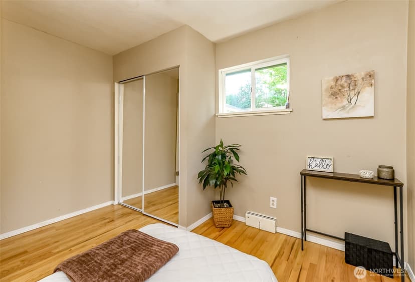 Property photo for 3418 Petersville Road NE, Bremerton photo 13
