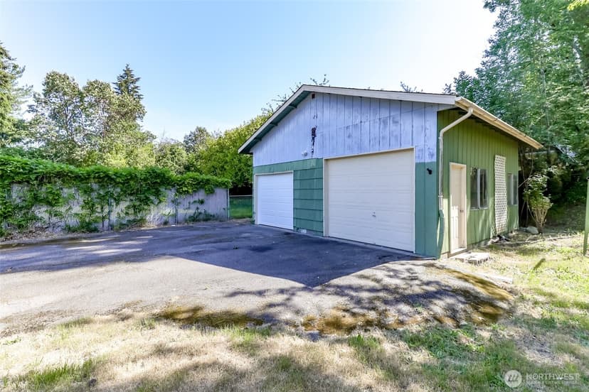 Property photo for 3418 Petersville Road NE, Bremerton photo 18