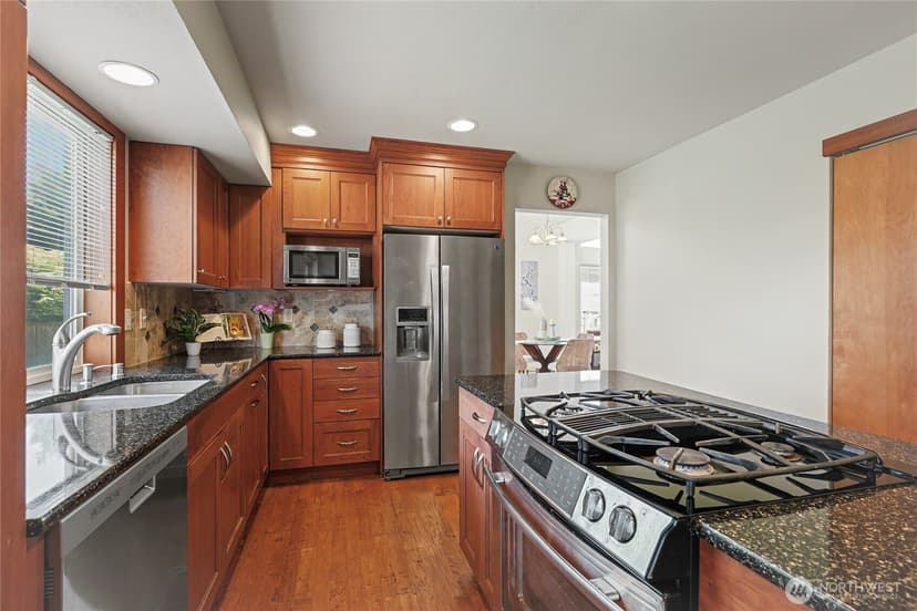 Property photo for 8409 152nd Avenue E, Puyallup photo 7