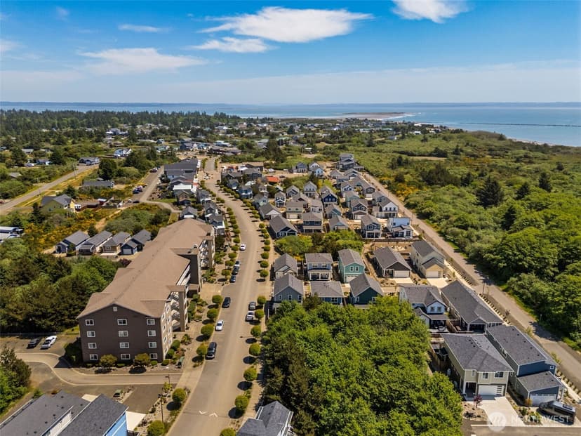 Property photo for 262 Oyhut Bay Boulevard SW #306, Ocean Shores photo 25