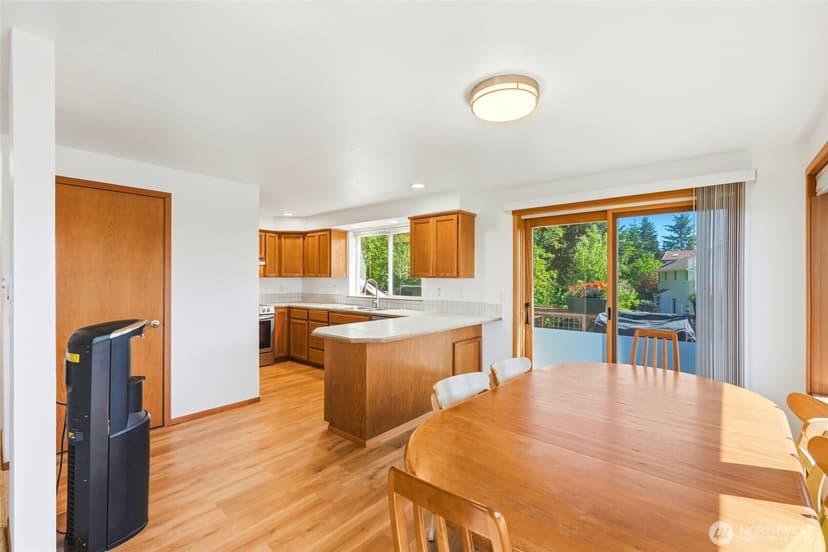 Property photo for 4408 92nd Street SW, Mukilteo photo 11