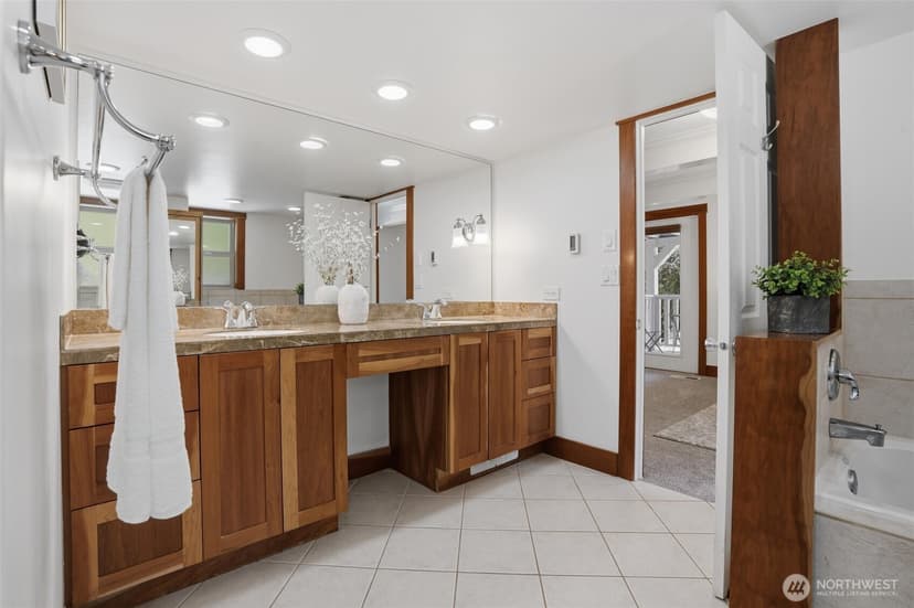 Property photo for 11476 Bethel Burley Road SE, Port Orchard photo 12