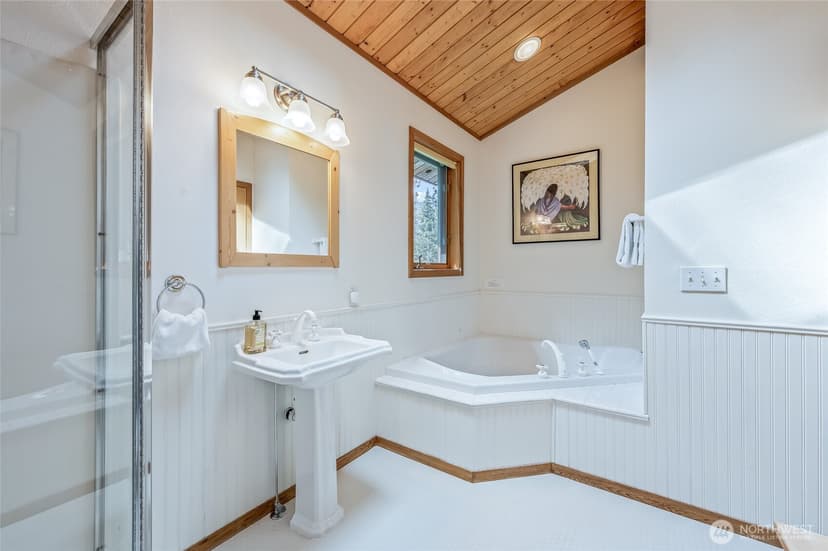 Property photo for 16761 Lakeview Drive, Leavenworth photo 30