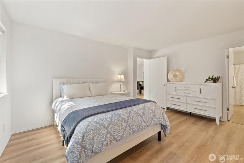 Property photo for 9210 Market Place #E102, Lake Stevens photo 8