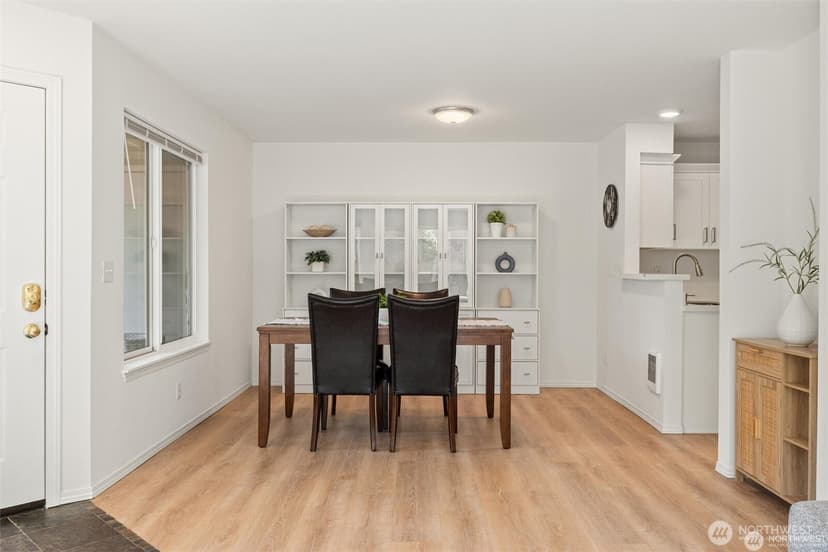 Property photo for 9210 Market Place #E102, Lake Stevens photo 13