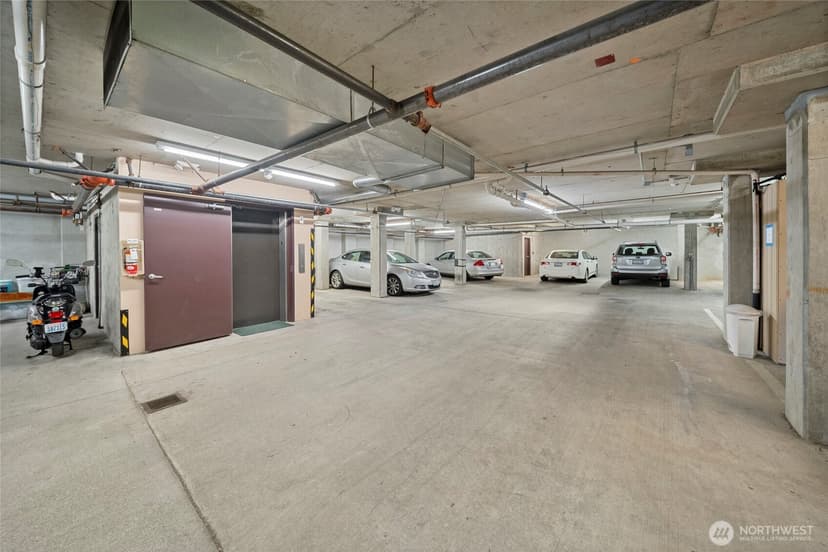 Property photo for 4409 California Avenue SW #503, Seattle photo 32