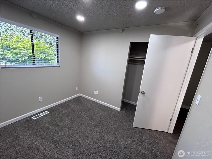 Property photo for 9139 NE 142nd Way, Kirkland photo 10