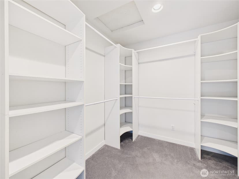 Property photo for 6351 Lake Avenue SW, Lakewood photo 30