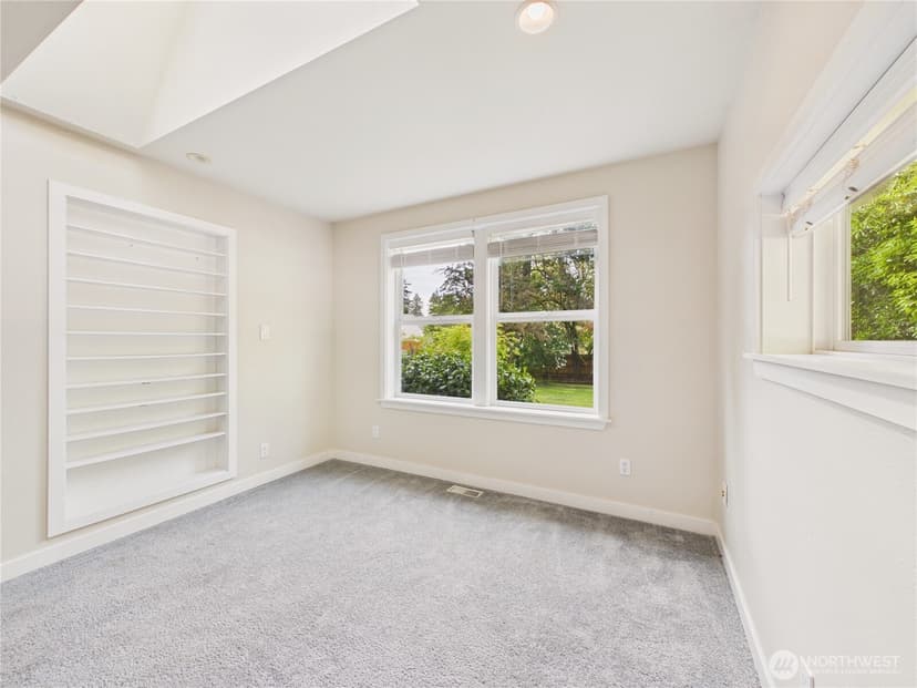 Property photo for 6351 Lake Avenue SW, Lakewood photo 23