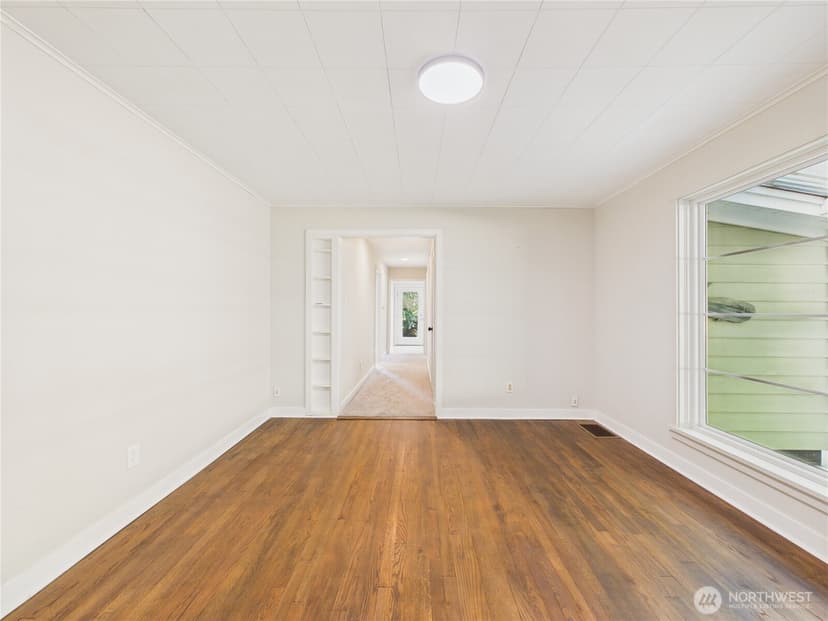 Property photo for 6351 Lake Avenue SW, Lakewood photo 16