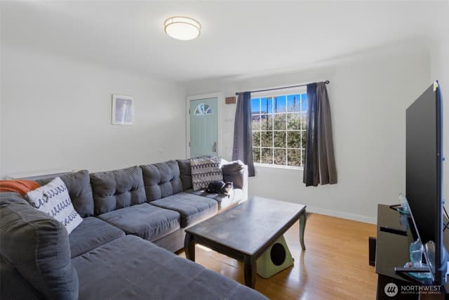 Property photo for 805 Roosevelt Avenue, Bremerton photo 4
