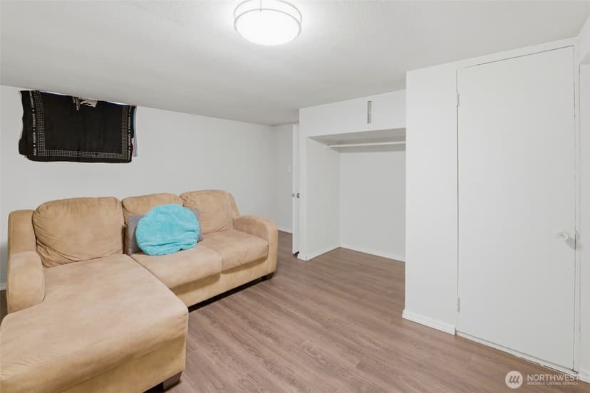 Property photo for 805 Roosevelt Avenue, Bremerton photo 13
