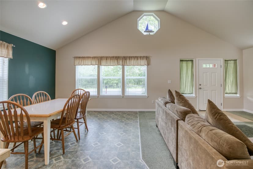 Property photo for 899 Wawona Avenue SW, Ocean Shores photo 18