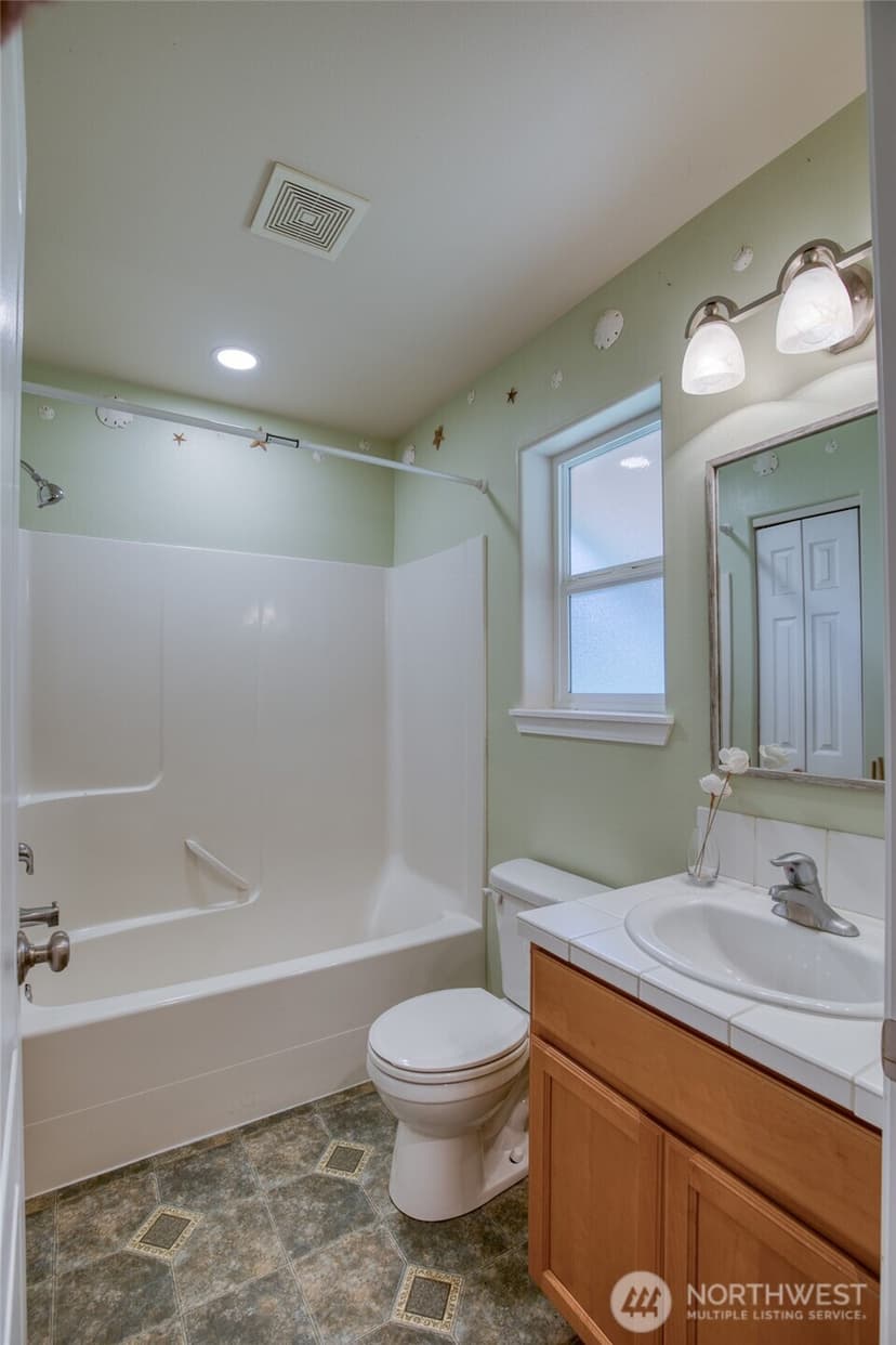 Property photo for 899 Wawona Avenue SW, Ocean Shores photo 24