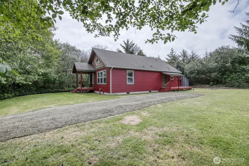 Property photo for 899 Wawona Avenue SW, Ocean Shores