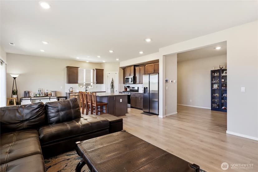Property photo for 6061 Addison Road SW, Port Orchard photo 9