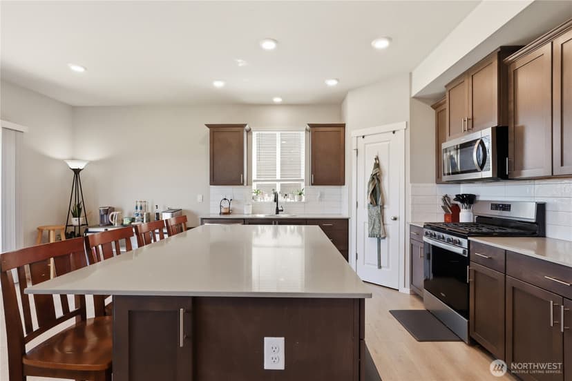 Property photo for 6061 Addison Road SW, Port Orchard photo 12
