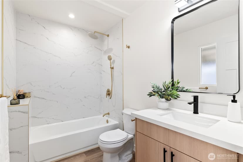Property photo for 139 N Lenore Avenue, Arlington photo 12