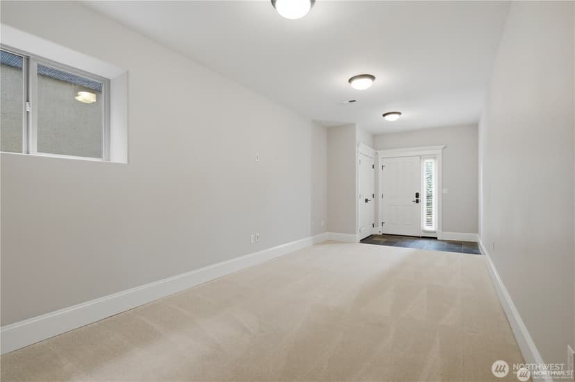 Property photo for 217 7th Avenue W, Kirkland photo 30