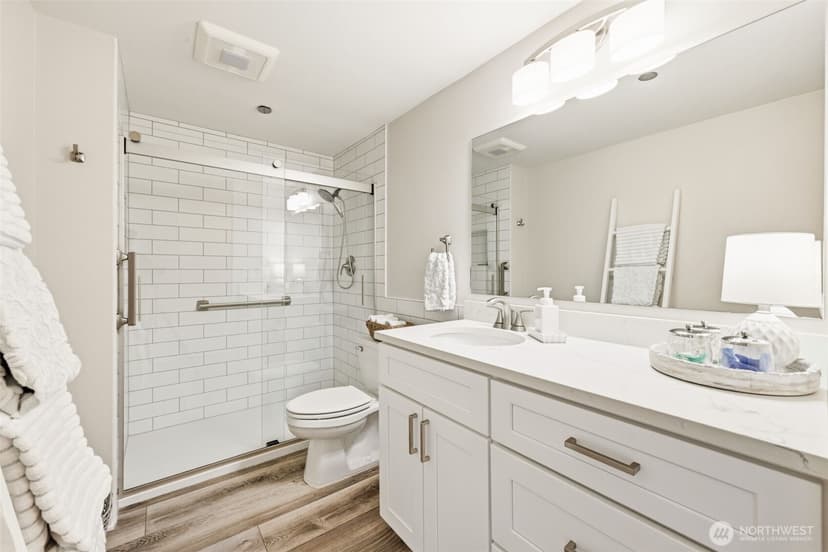 Property photo for 1902 Bridgeport Way W #105, University Place photo 16