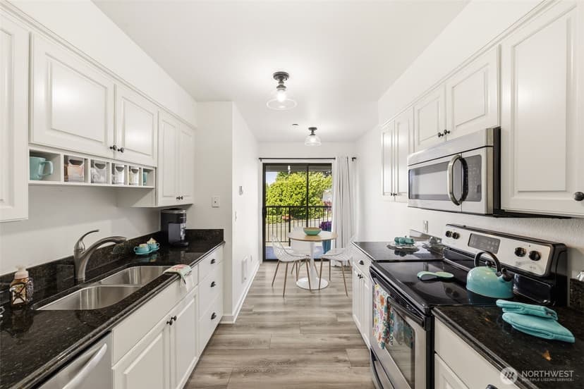 Property photo for 1902 Bridgeport Way W #105, University Place photo 11