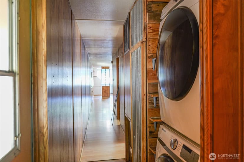 Property photo for 2106 Kent Avenue W, Bremerton photo 21