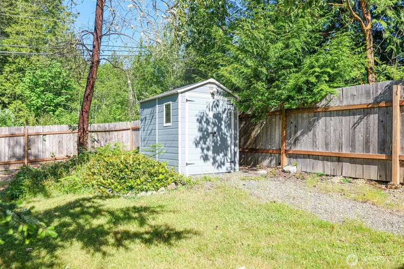 Property photo for 2106 Kent Avenue W, Bremerton photo 37