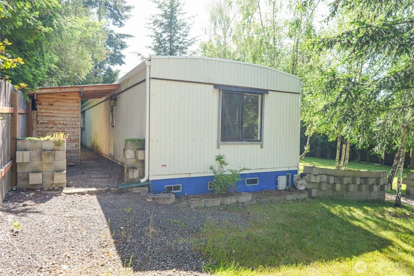 Property photo for 2106 Kent Avenue W, Bremerton photo 26