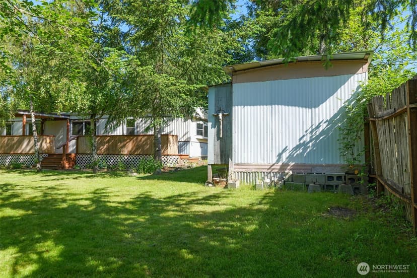 Property photo for 2106 Kent Avenue W, Bremerton photo 31