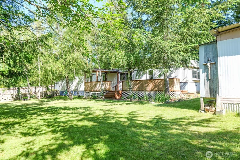 Property photo for 2106 Kent Avenue W, Bremerton photo 32