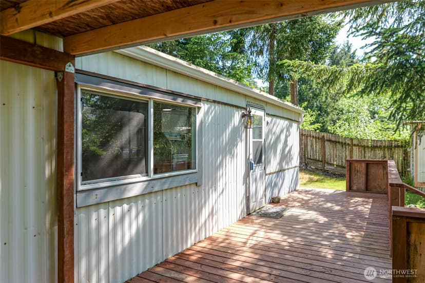 Property photo for 2106 Kent Avenue W, Bremerton photo 5