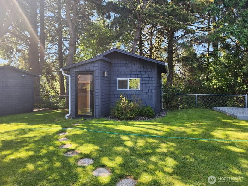 Property photo for 469 Pyxis Court SW, Ocean Shores photo 10