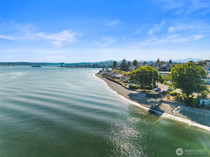 Property photo for 2708 E 10th Street, Bremerton photo 39