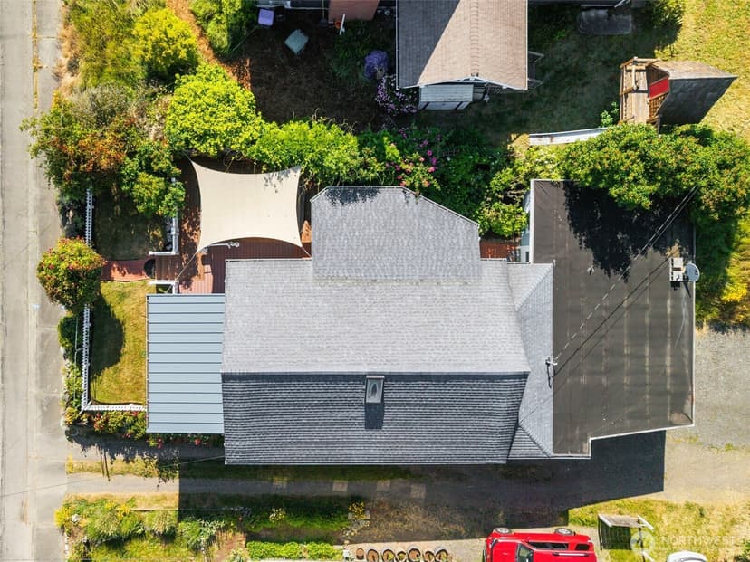 Property photo for 2708 E 10th Street, Bremerton photo 38
